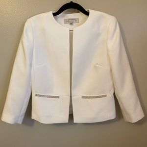 Tahari Skirt Suit Size 4P